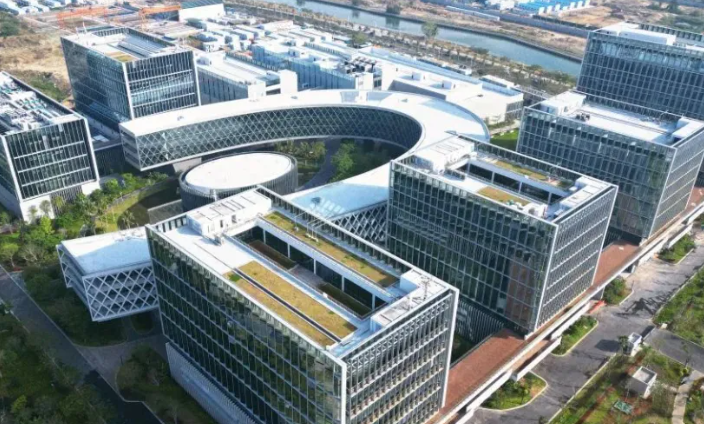 瑞斯德科技新材料在精密模具加工中的技术优势解析